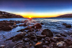 Sunrise-at-Motion-Bay